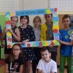 Uczniowie naszej Szkoły w pamiątkowej ramce w kropki